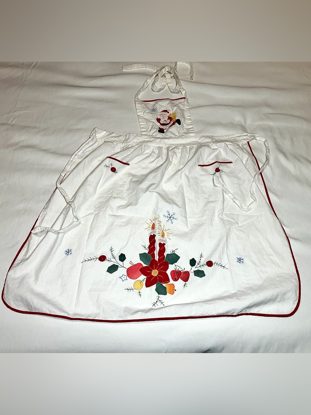 Vintage Women’s Christmas Santa Red Candle Poinsettia Appliqu Apron